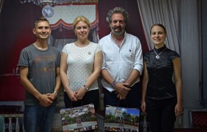 Эквадор. Елена Ольховская с маэстро Гримольди. Эквадор. Елена Ольховская с маэстро Гримольди.